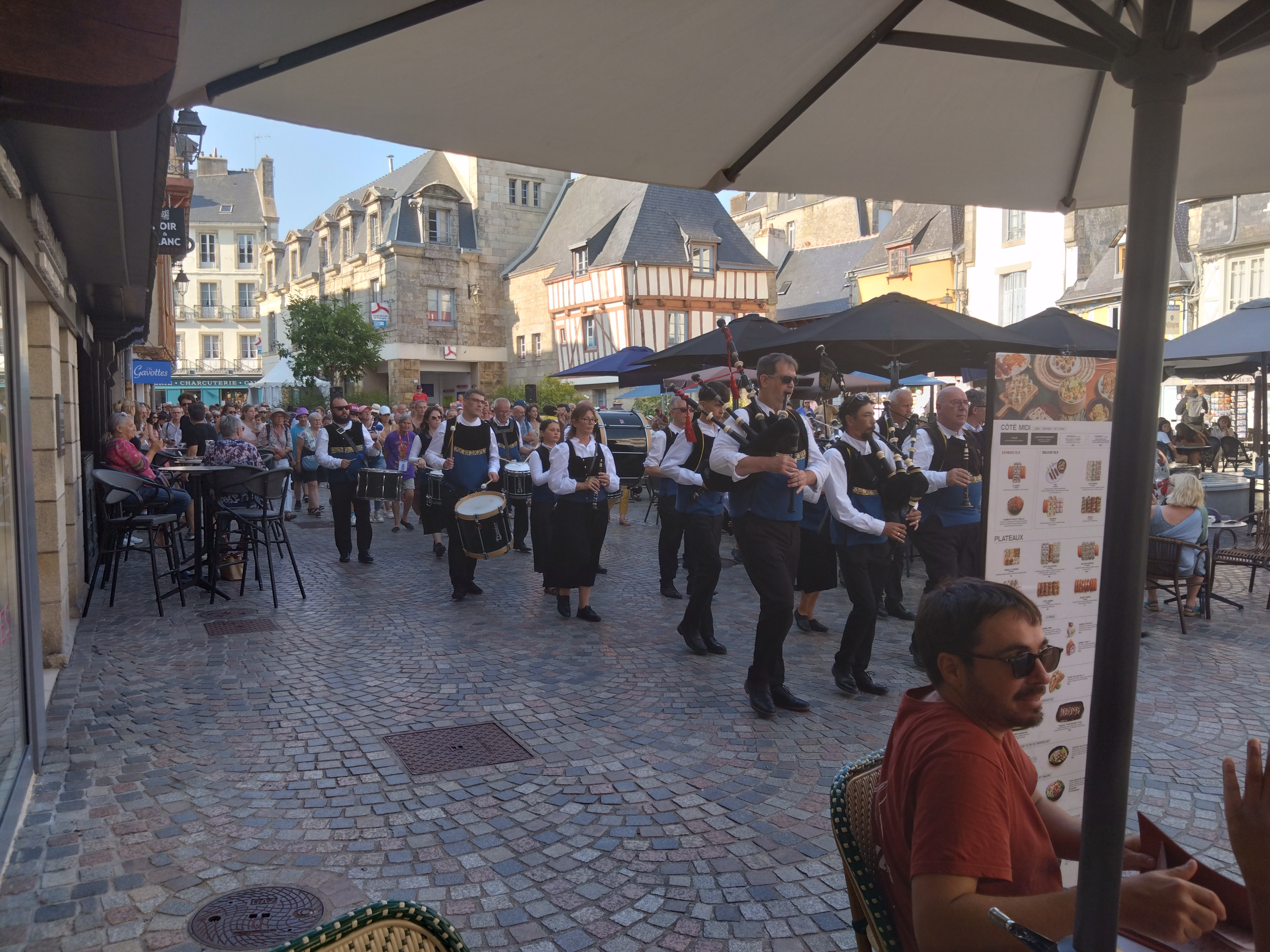 Pic from Quimper